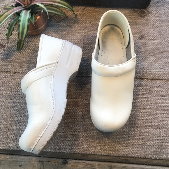 dansko professional white